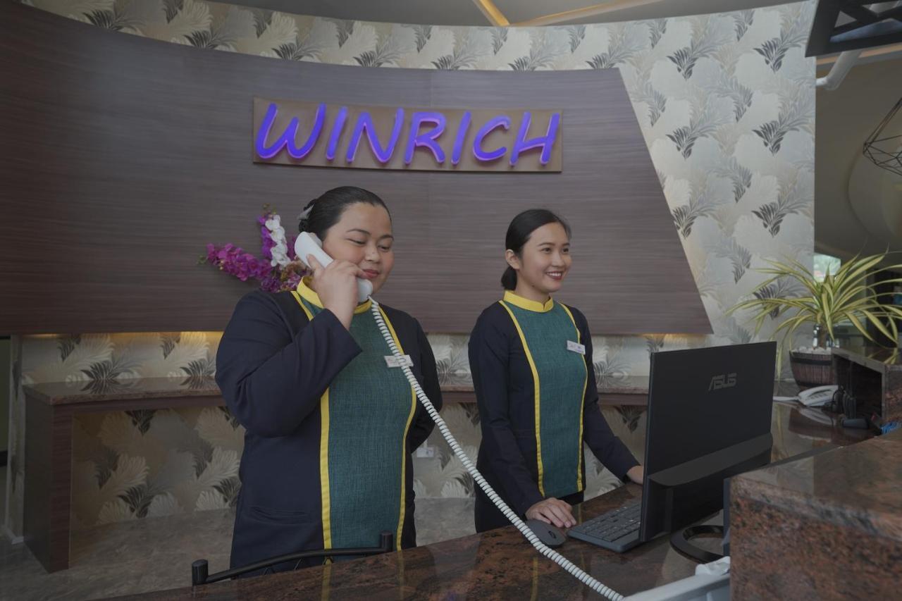 Winrich Hotel Мактан Экстерьер фото